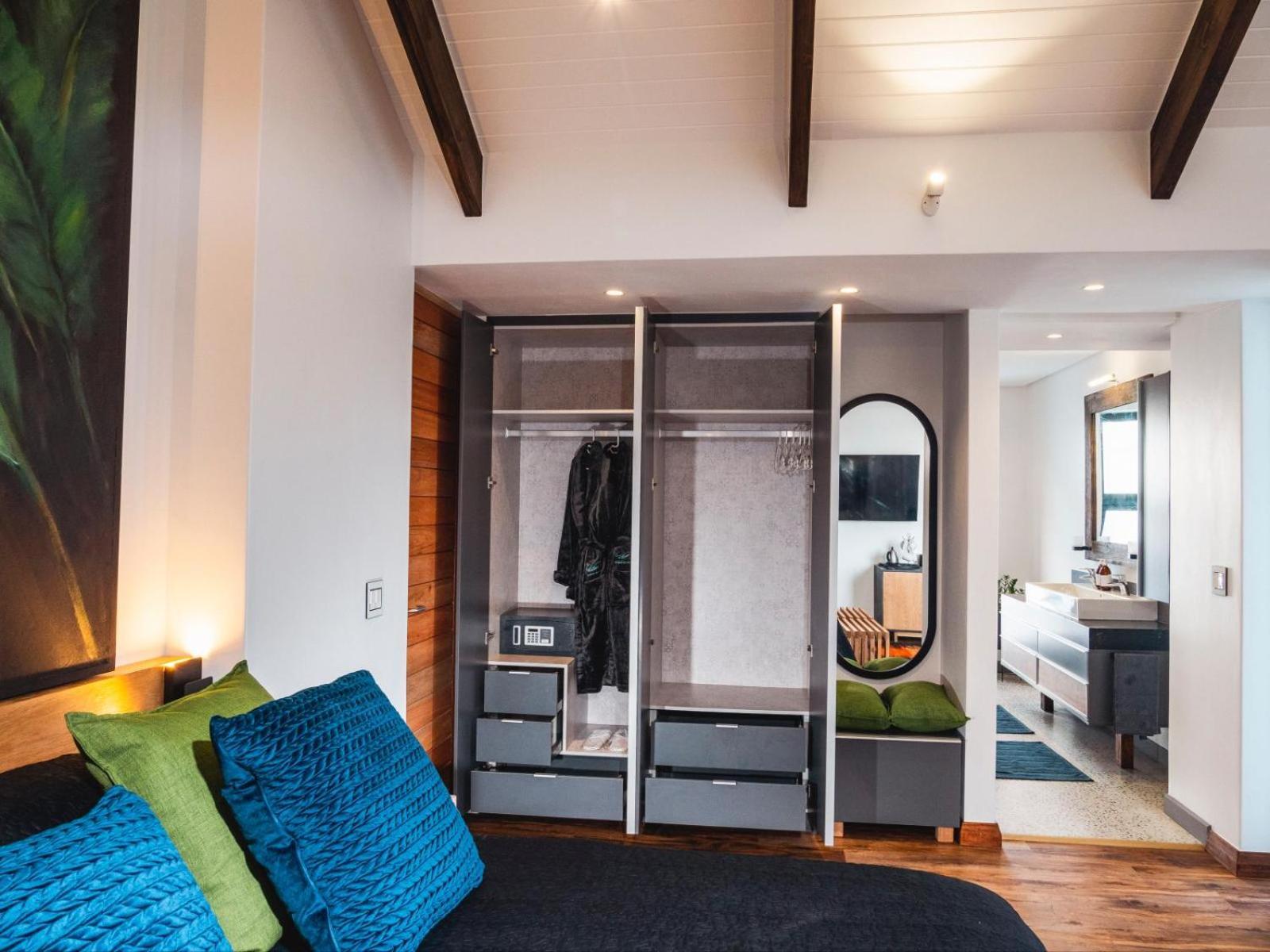 Boutique Ocean Views - Incorporating Wendy'S Hotel Hermanus Room photo